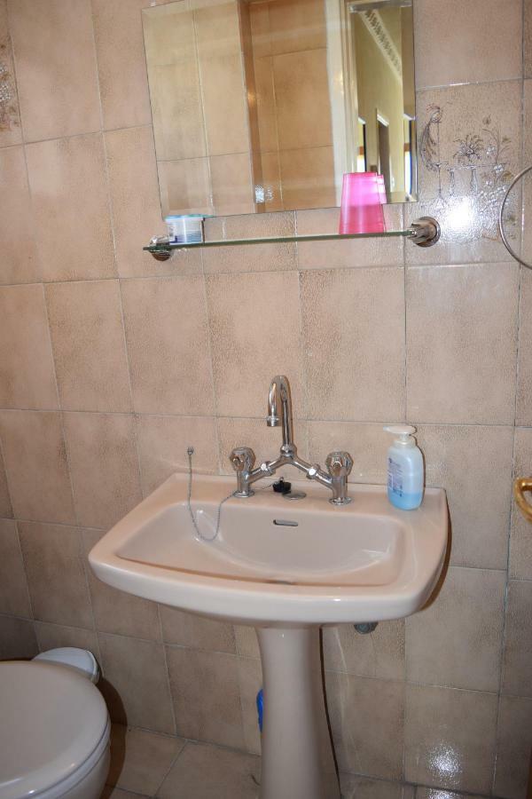 Mediterranean Breeze Appartement Limasol Buitenkant foto