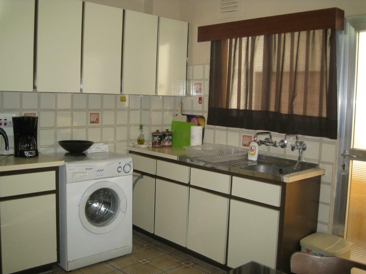 Mediterranean Breeze Appartement Limasol Buitenkant foto