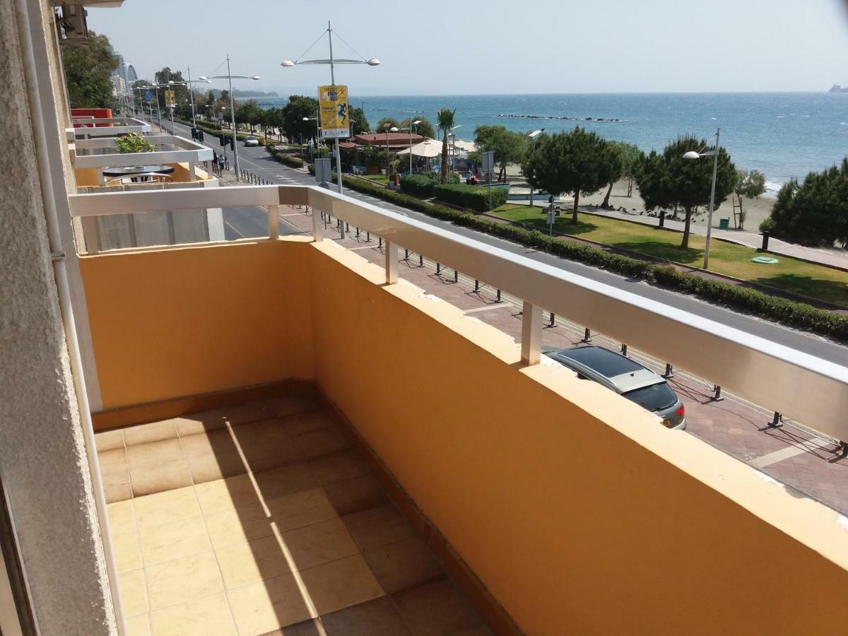 Mediterranean Breeze Appartement Limasol Buitenkant foto